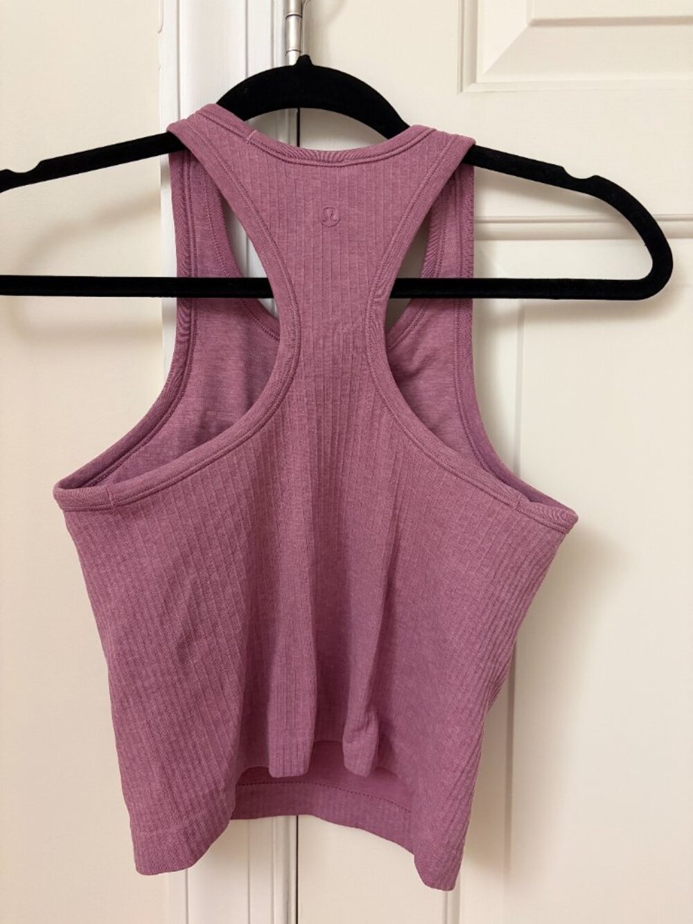 Lululemon Ebb to Street Cropped Racerback Tank Top - Size 4 - Picture 2 of 4